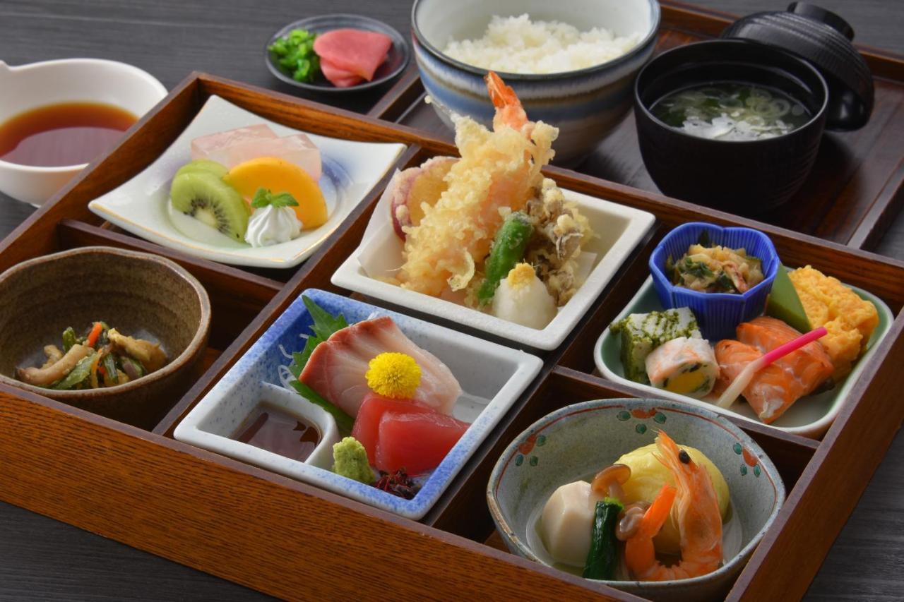Art Hotel Niigata Station Bagian luar foto