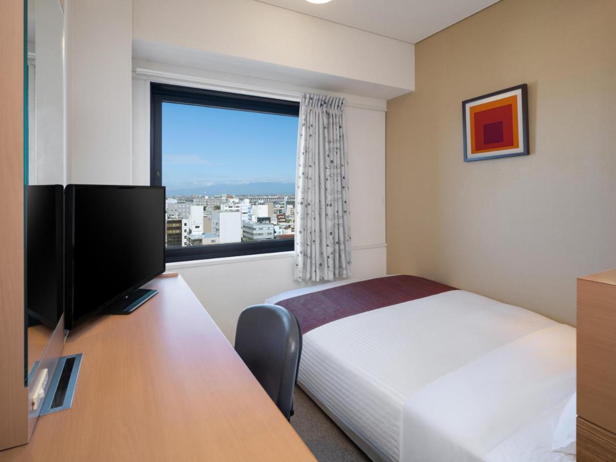 Art Hotel Niigata Station Bagian luar foto